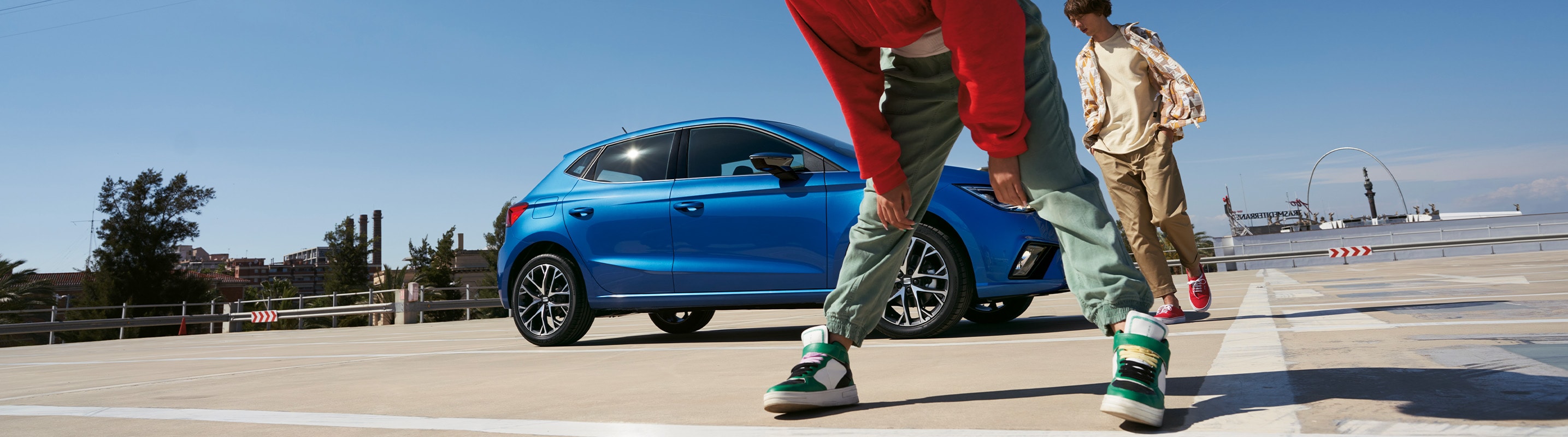 SEAT Sports Cars – CUPRA Leon sporty hatchback car