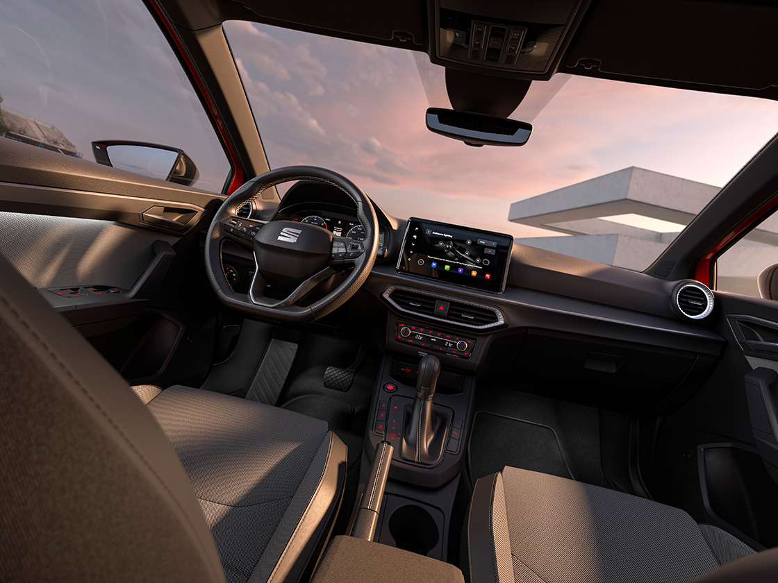 Widok wnętrza SEAT-a Ibizy ukazujący jego detale, takie jak tapicerka.