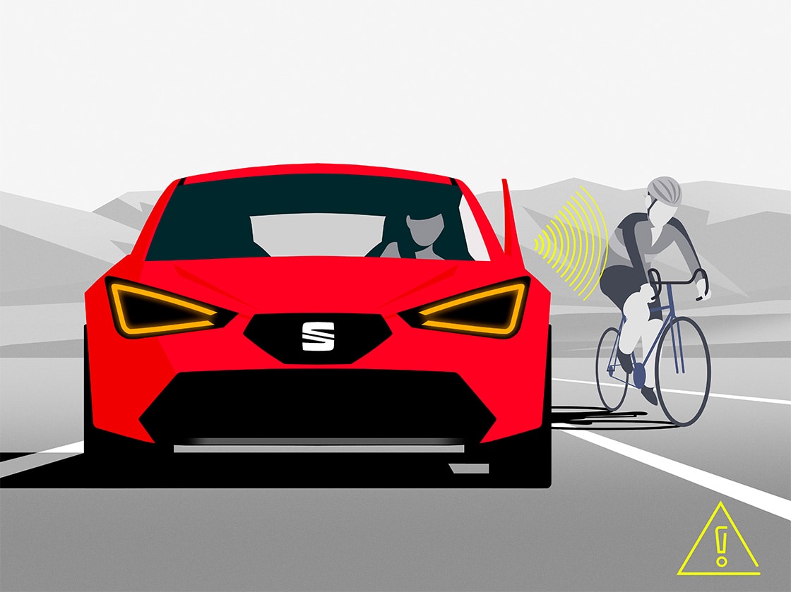Ilustracja działania systemu monitorowania martwego pola Side Assist z funkcją ostrzegania o ruchu poprzecznym z tyłu Exit Assist w modelu SEAT Leon 5D, ostrzegających kierowcę o pojazdach znajdujących się w martwym polu widzenia.