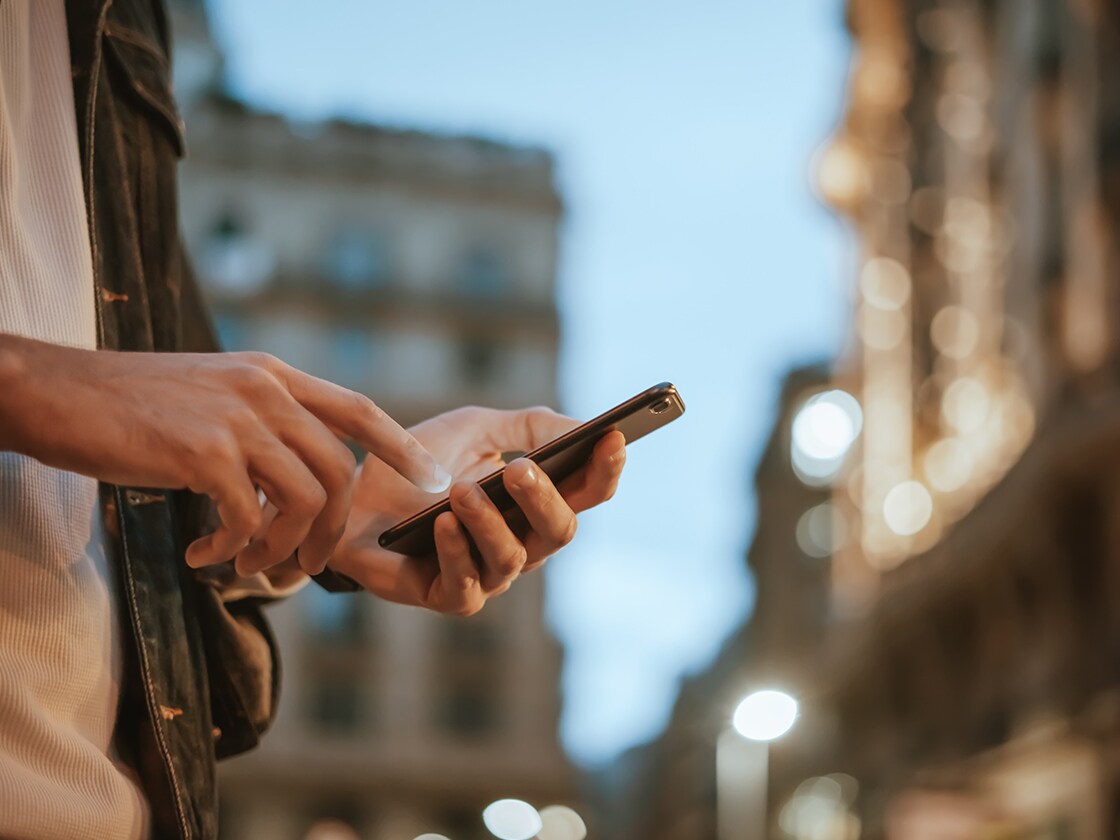 Aplikacja My SEAT oferuje różne usługi zdalne. Za pośrednictwem telefonu kierowca ma dostęp do aktualizacji w czasie rzeczywistym, funkcji online, takich jak ustawienie temperatury, wiedzieć, gdzie znajduje się seat leon sportstourer.