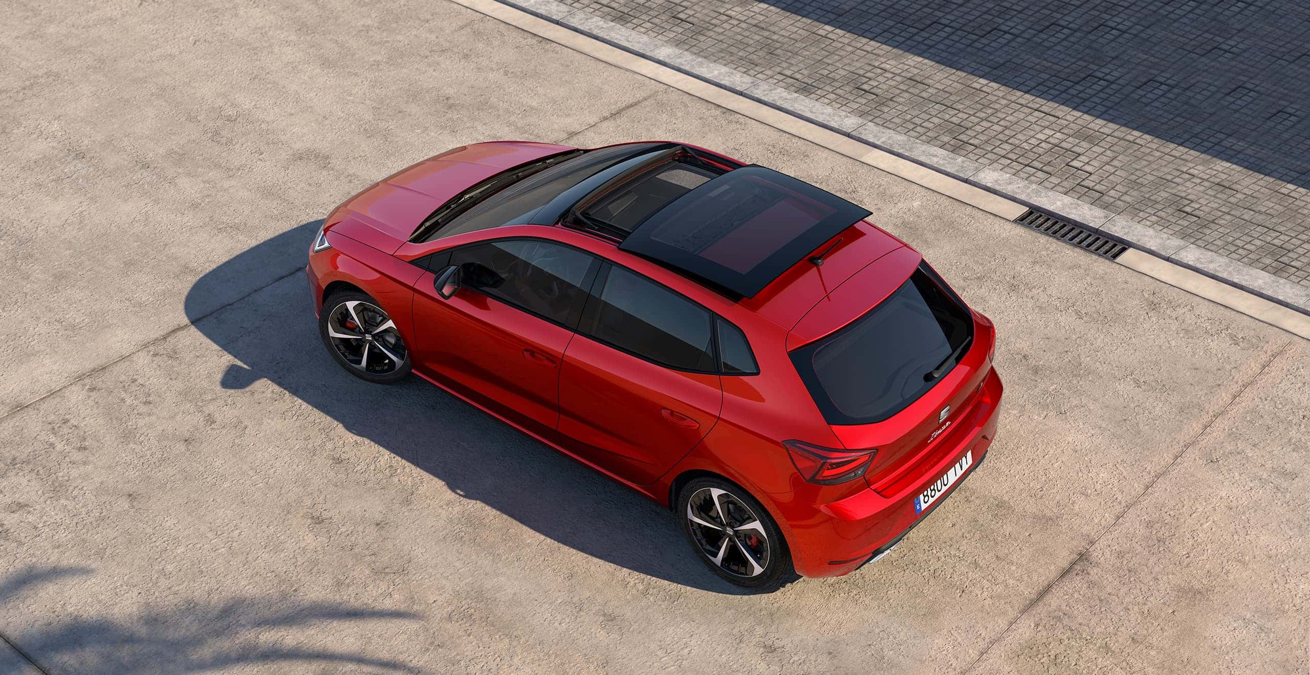 SEAT Ibiza w kolorze desire red widok z góry