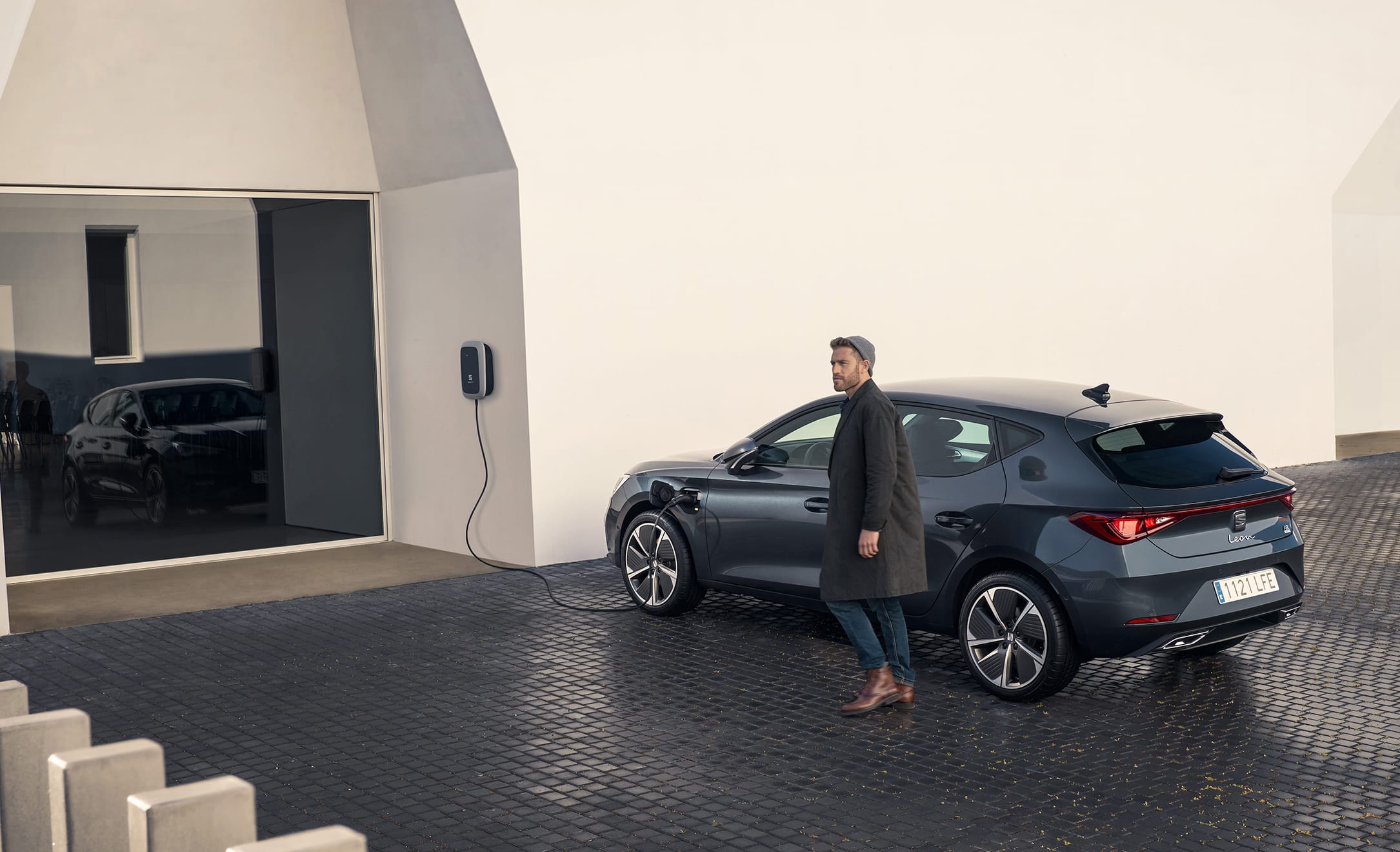 Nowa hybryda typu Plun-in SEAT Leon e-HYBRID 2020 naładuje się w pełni nawet w 3 godziny!