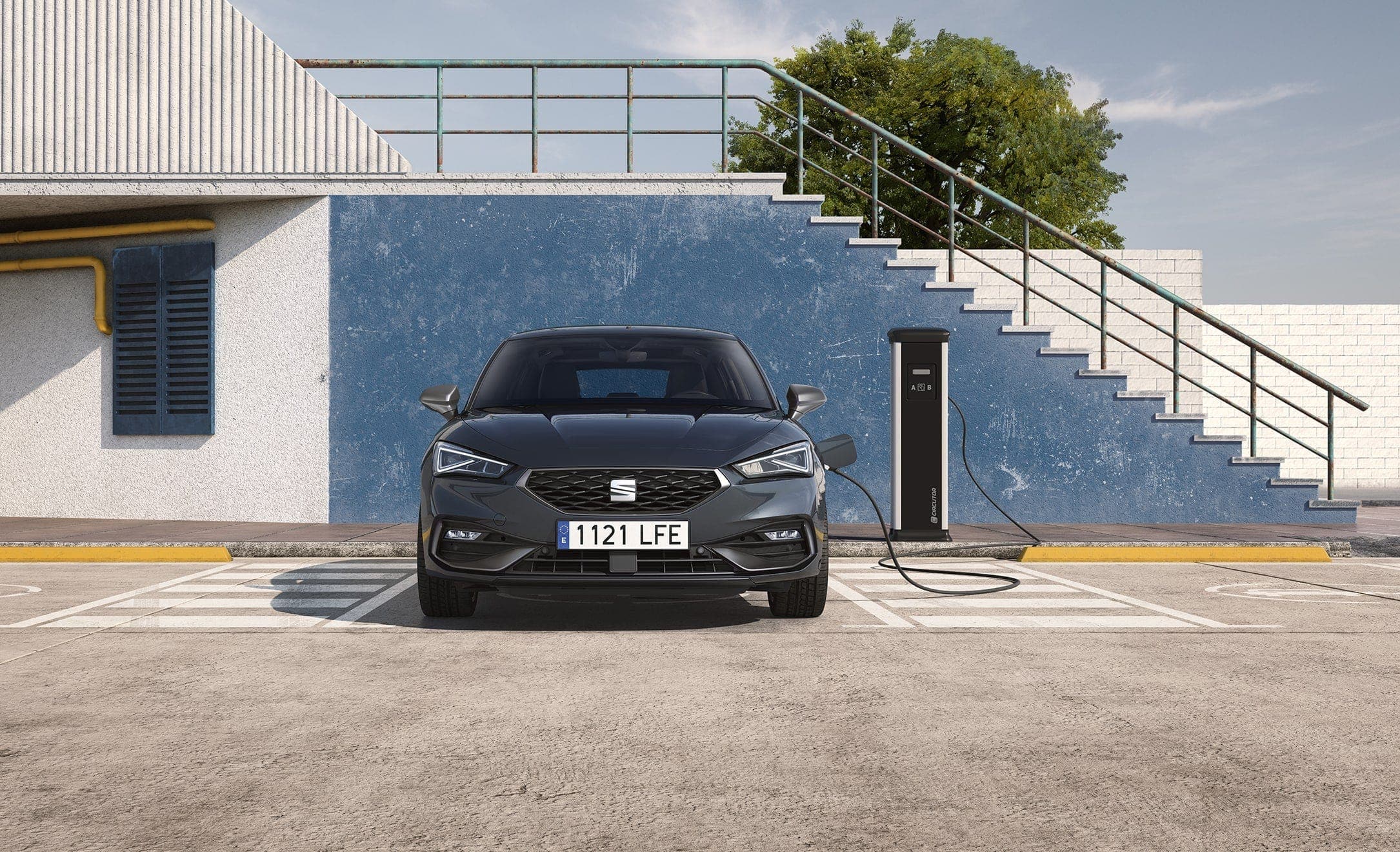 Nowa hybryda typu Plun-in SEAT Leon e-Hybrid 2020 naładuje się w pełni nawet w 3 godziny!