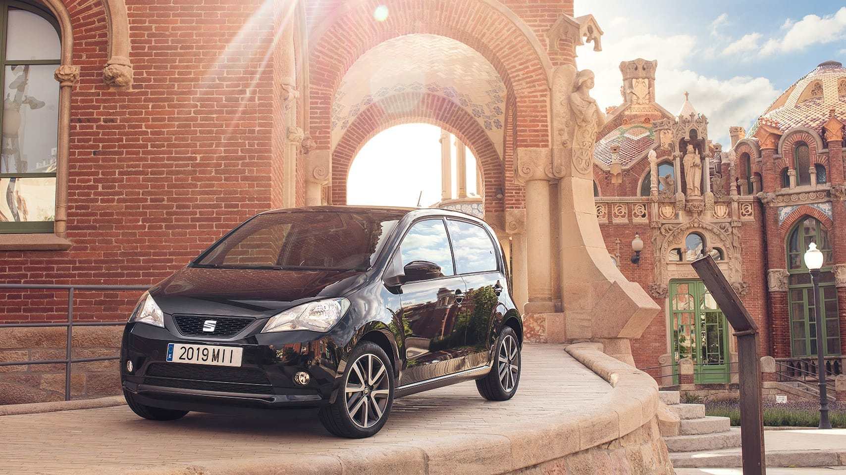 SEAT Mii electric Barcelona view
