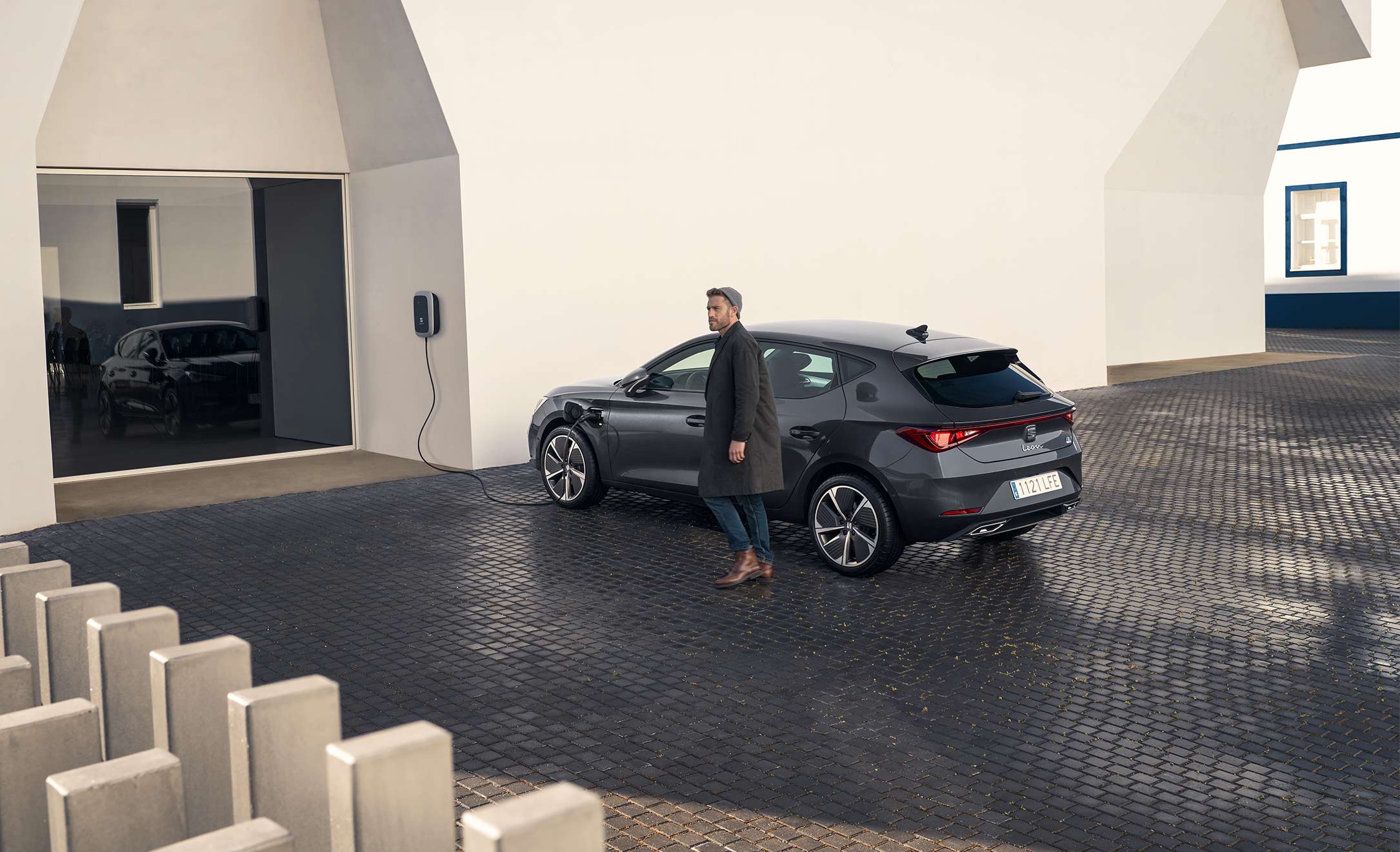 Nowa hybryda typu Plun-in SEAT Leon Sportstourer e-HYBRID 2020 naładuje się w pełni nawet w 3 godziny!